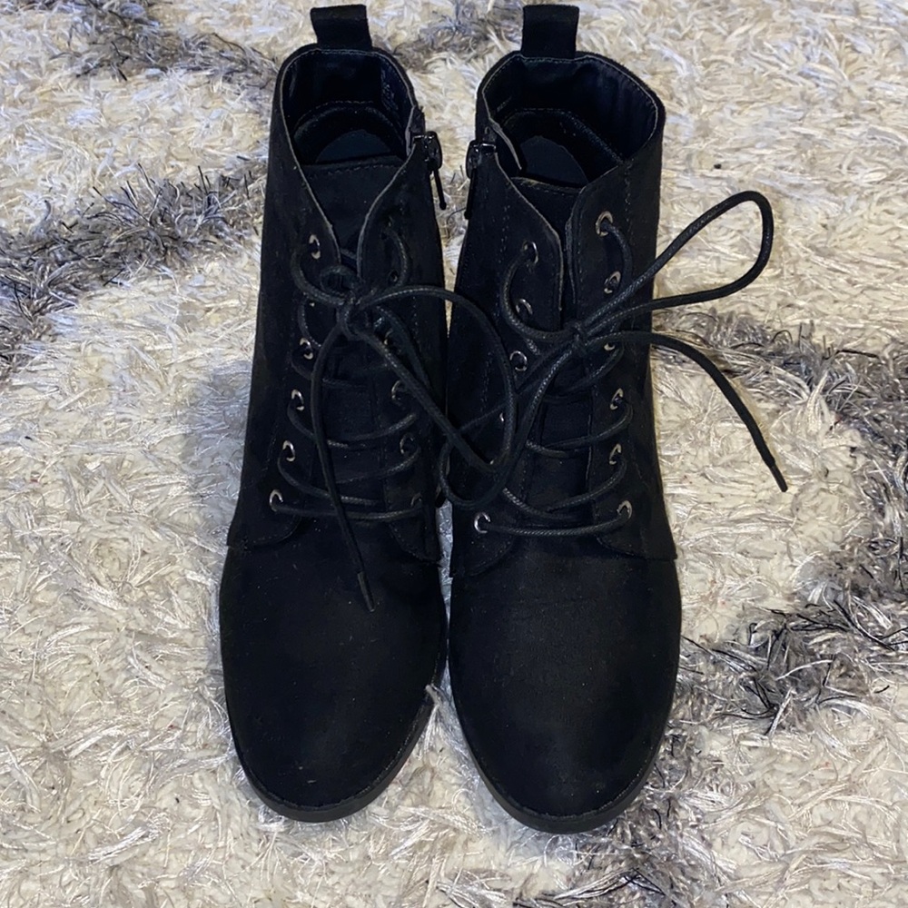 Diba booties